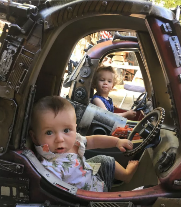 Foto - Filmden esinlenen baba bakın çocukları için ne yaptı!