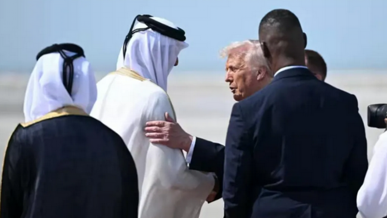 Financial Times yazdı: Katar-İsrail arasında büyük bir sorun var ama Trump'ın tercihi para oldu