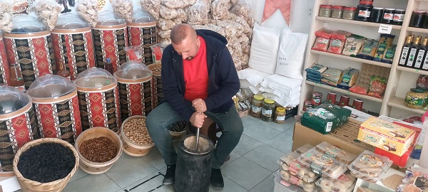 Foto - Fındığı olmayan ilçenin fındık helvası var