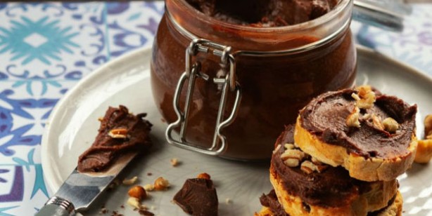 Foto - Fındık ezmesinin faydaları, zararları nelerdir? Fındık ezmesi evde nasıl yapılır?