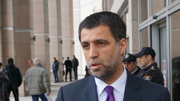 Firari hain Hakan Şükür, Galatasaray'ı tehdit etti!