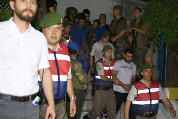  Firari hainlerin yakalandığı operasyondan kareler