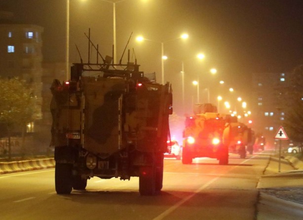 Foto - 'Fırat'ın doğusu' için askeri sevkiyat sürüyor