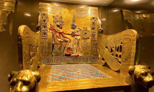 Foto - Firavun Tutankamon’un Altın Tahtı'nda dikkat çeken detay