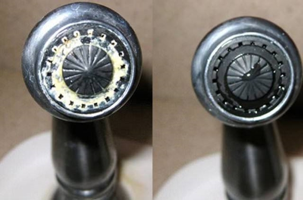 Foto - Fırın tepsisini temizlemek için...