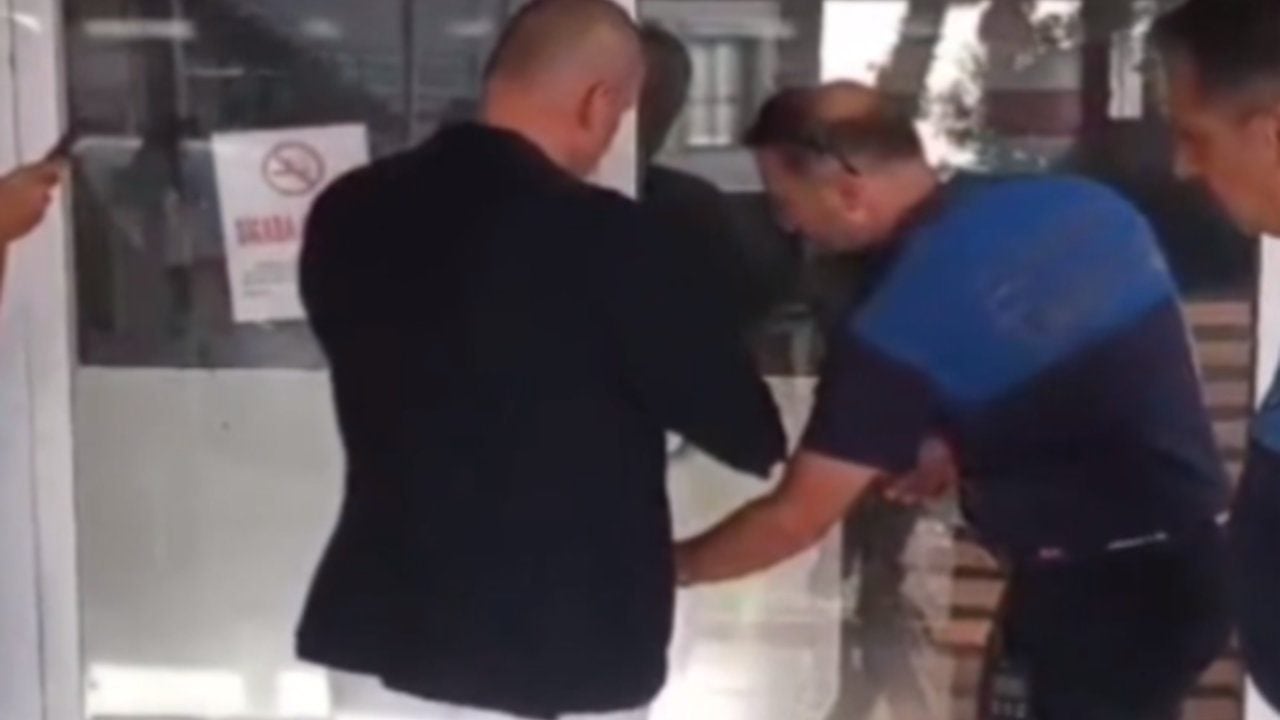 Fırında mide bulandıran görüntüler: Hakikaten rezilsiniz