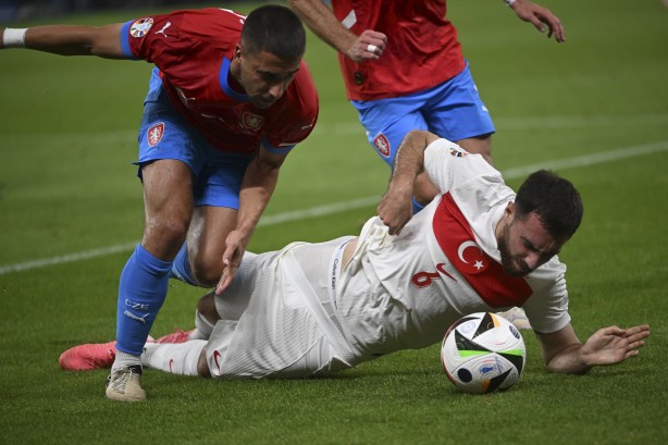 Foto - Fırsattan istifade… EURO 2024 Türkiye-Avusturya maçı öncesi flaş iddia! Antrenmanı ifşa ettiler...