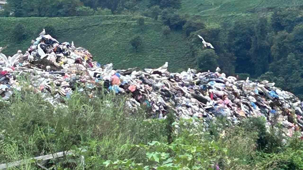 Foto - Fırtına Deresi'ne vahşi depolama: Ardeşen Belediyesi'ne 2,3 milyon lira ceza