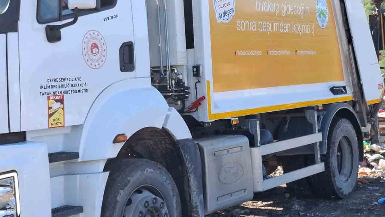 Foto - Fırtına Deresi'ne vahşi depolama: Ardeşen Belediyesi'ne 2,3 milyon lira ceza