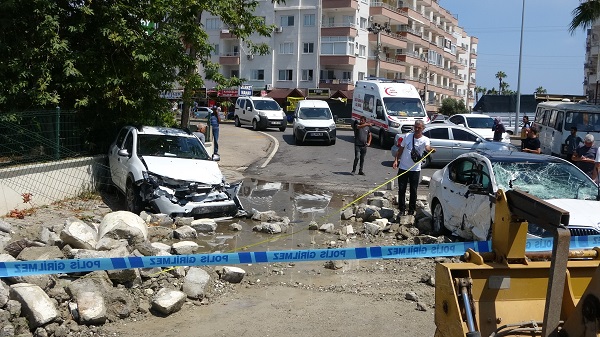 Foto - Fırtına minareyi devirdi: 2 yaralı