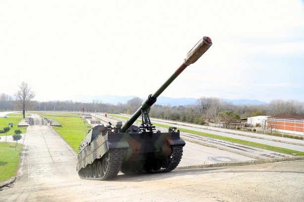 Foto - "Fırtına obüsleri" dosta güven düşmana korku veriyor