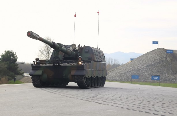 Foto - "Fırtına obüsleri" dosta güven düşmana korku veriyor