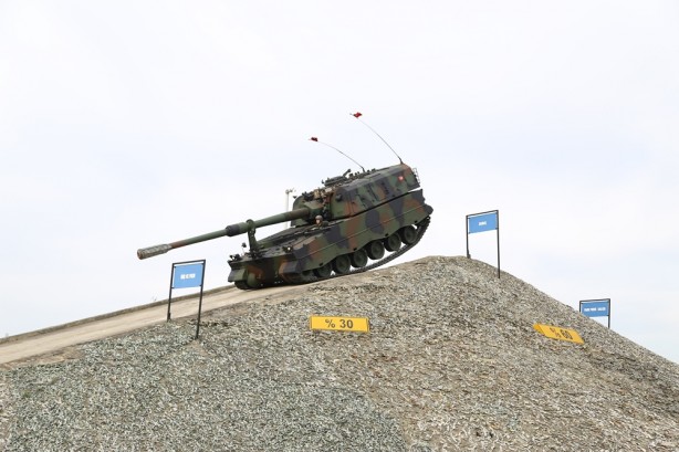 Foto - "Fırtına obüsleri" dosta güven düşmana korku veriyor