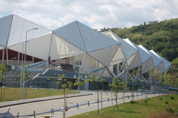 Foto - Fırtına stadı uçurdu! Görenler inanamadı
