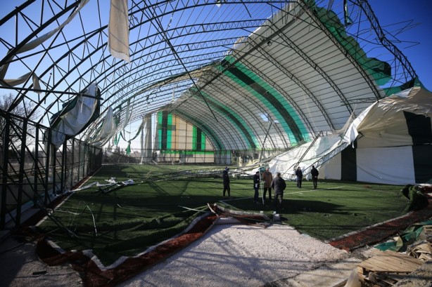 Fırtınanın ardından 130 hasar tespit başvurusu