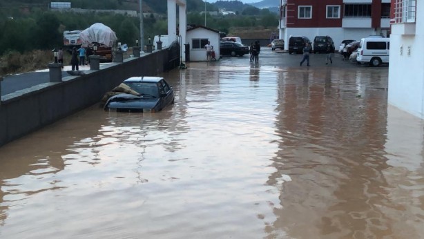 Foto - Fırtınanın bilançosu ağır oldu!