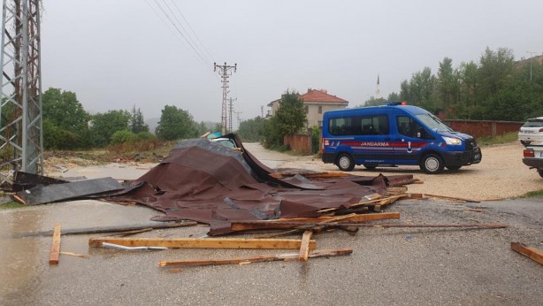 Foto - Fırtınanın bilançosu ağır oldu!