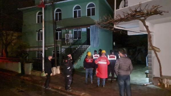 Foto - Fırtınaya dayanamayan minare yan yattı!