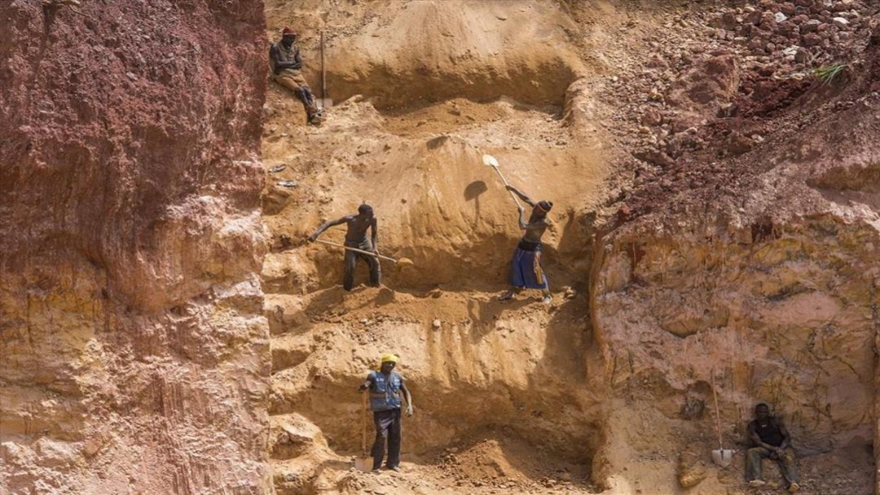 Foto - Fışkırdıkça fışkırdı! 150 tonluk altın rezervi o ismin evinin altından çıktı! Hükümet şimdi apar topar bölgeye gidiyor