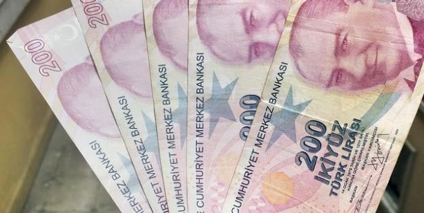 Foto - Fitre kime verilir kime verilmez? Fitre anneye babaya verilir mi? Fitre kardeşlere verilebilir mi?