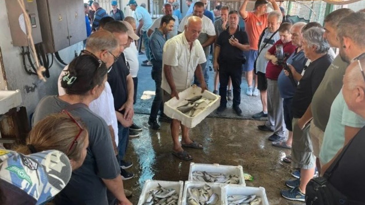 Foto - Fiyatı dudak uçuklatıyor! Gece avlanıyor sabah alıcıyla buluşuyor