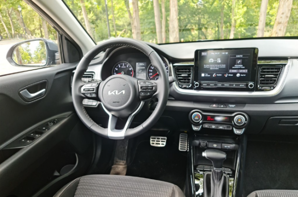 Foto - Fiyatı gören bayilere koşuyor! Fiat Egea'dan bile daha ucuz