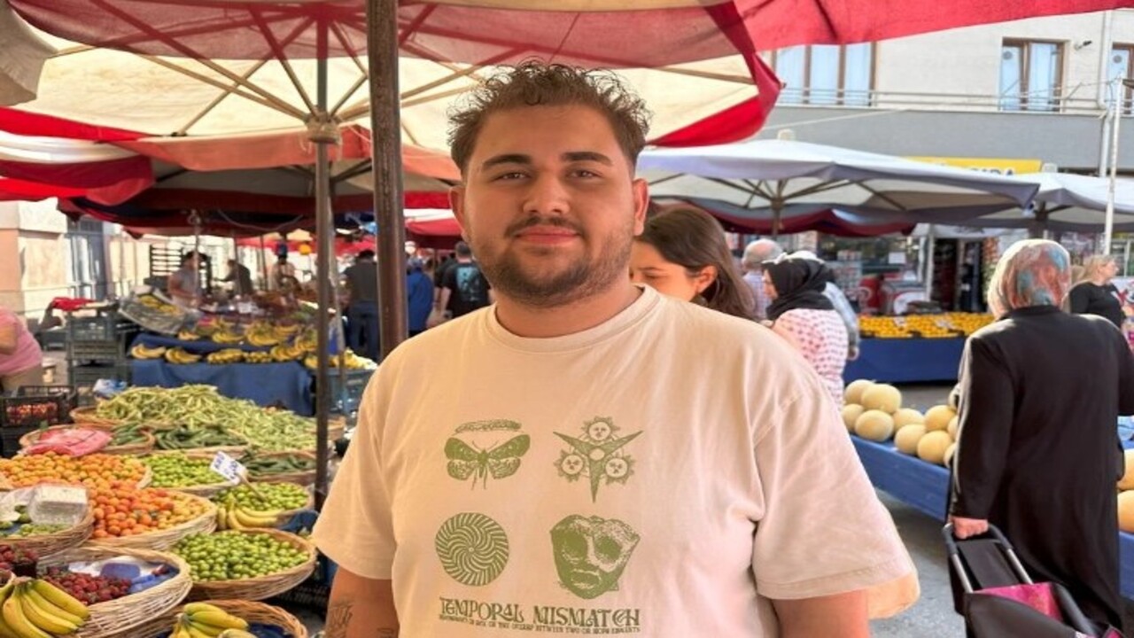 Foto - Fiyatlar düşmüyor artıyor! Vatandaş tezgahtaki kiraza uzaktan bakıyor