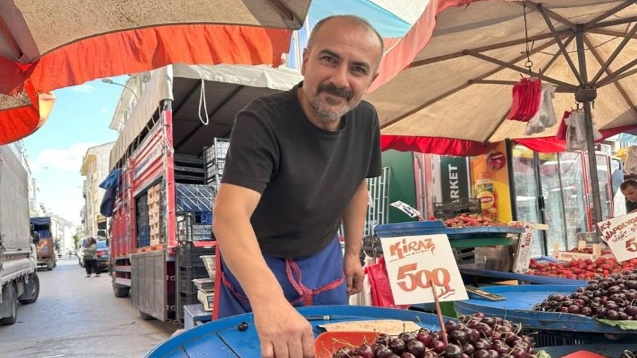 Fiyatlar düşmüyor artıyor! Vatandaş tezgahtaki kiraza uzaktan bakıyor