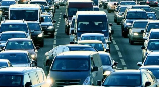 Foto - Fiyatlar neredeyse yarı yarıya! İşte ucuz lüks araç satışlarının perde arkası