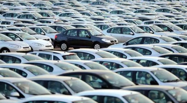 Foto - Fiyatlar neredeyse yarı yarıya! İşte ucuz lüks araç satışlarının perde arkası