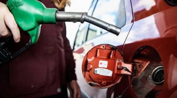 Foto - Fiyatlar tepetaklak oldu! Motorine tam 3,88 TL indirim!