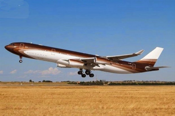 Foto - Fiyatları dudak uçuklatıyor! İşte en pahalı uçaklar...