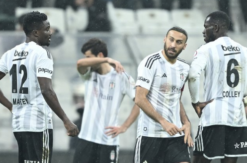 Flaş gelişme: Beşiktaş'ın teknik direktör adayları netleşti! 5 isimden biri gelecek