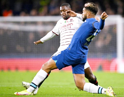 Foto - Flaş gelişme böyle duyuruldu... Galatasaray'a sürpriz sol bek!