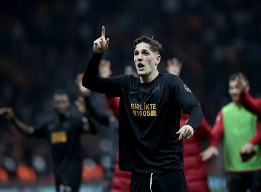 Foto - Flaş gelişme böyle duyuruldu... Galatasaray'da dengeler değişecek mi?