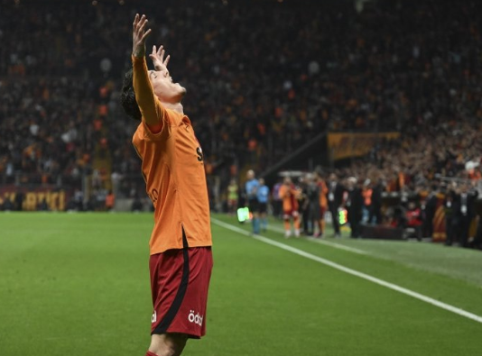 Foto - Flaş gelişme böyle duyuruldu... Galatasaray'da dengeler değişecek mi?