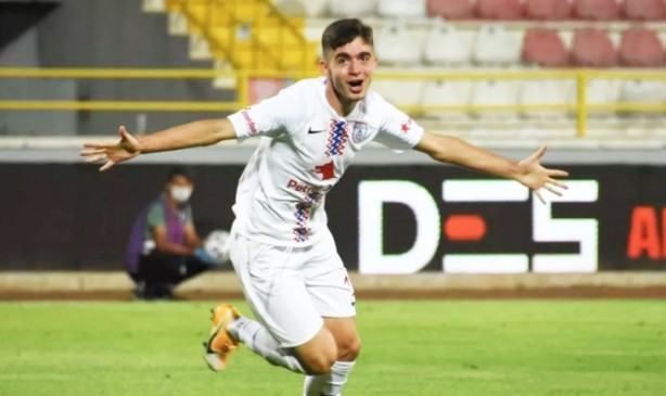 Foto - Flaş gelişme: Futbolcu yetiştiren fabrikaydı! Ve büyük fiyasko...