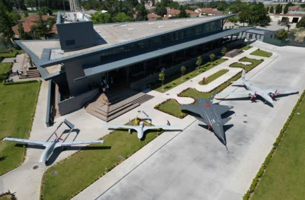 Flaş iddia: Baykar fabrikasından kaçırırken yakalandı! Çok ama çok büyük skandal