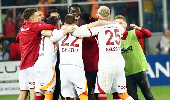 Flaş iddia! Dünya devi o isim için kapıya dayandı!