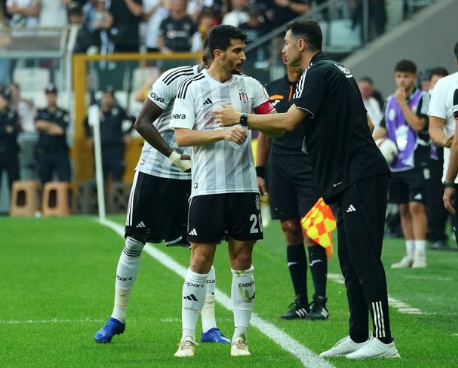 Flaş karar: Beşiktaş'ta Burak Yılmaz bir ilk peşinde! Galatasaray derbisinde...