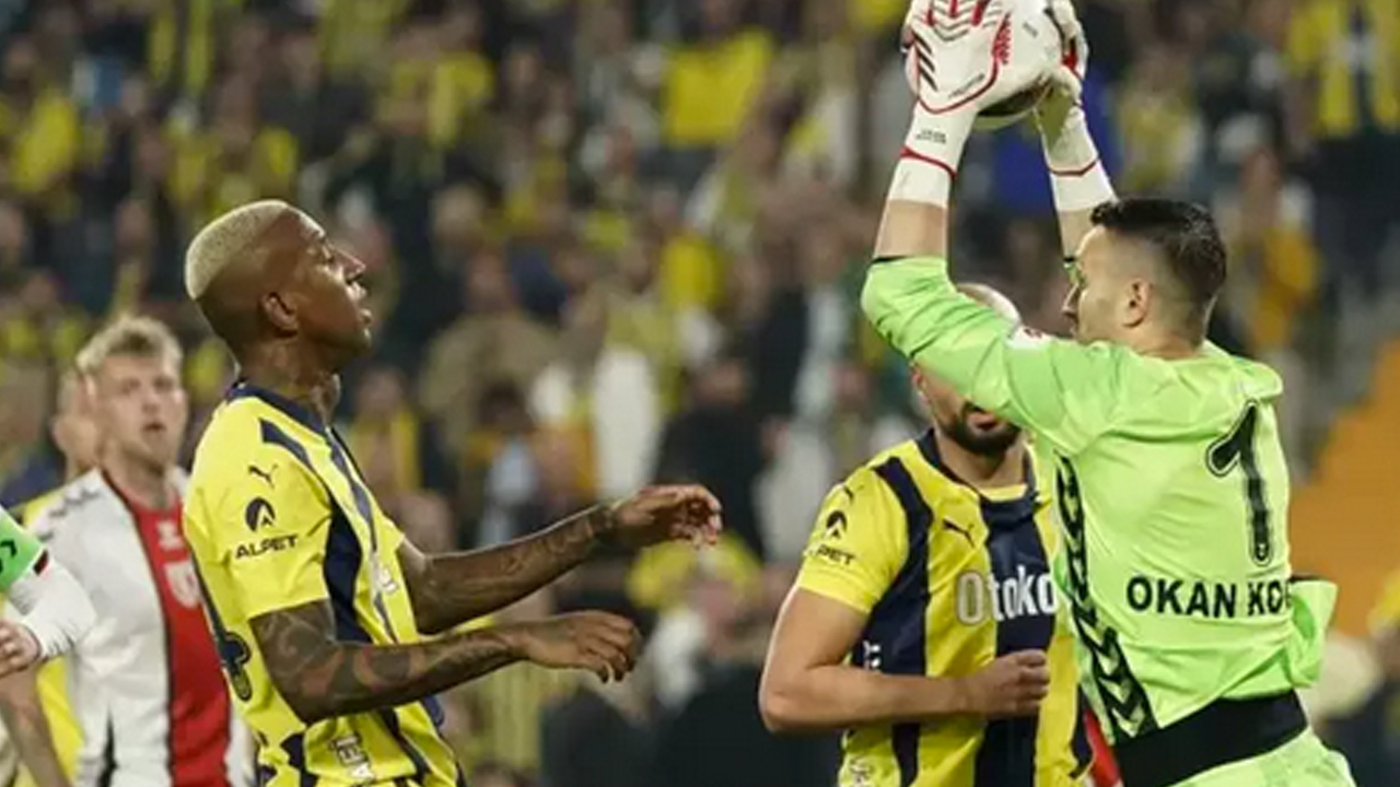 Flaş karar çıkacak mı? Fenerbahçe'de büyük tehlike kapıda! Ali Koç'a ilettiler, 40 milyon Euro...