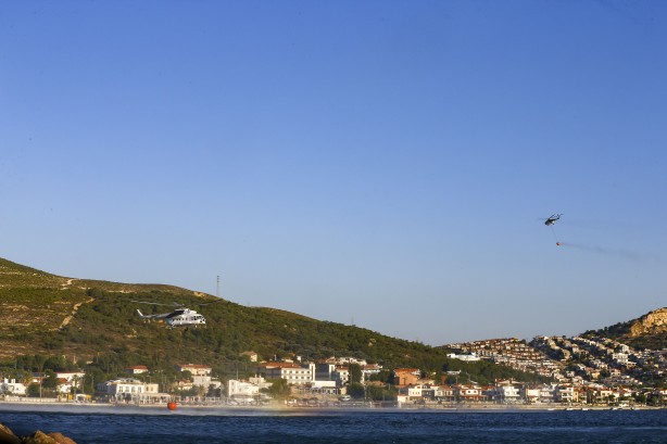 Foto - Foça'da orman yangını