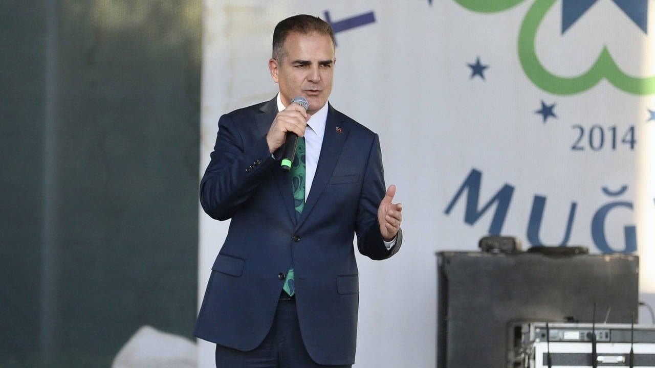 Foto - Fon vurgununda o valinin adı geçti, yer yerinden oynadı! Şamil Tayyar’dan o isme zehir zemberek çağrı: "Görevi bırakın"