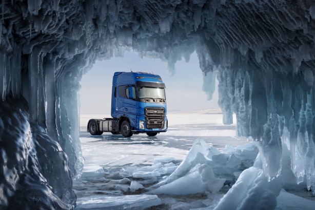 Foto - Ford, donmuş Baykal Gölü üstünde hız rekoru kırdı