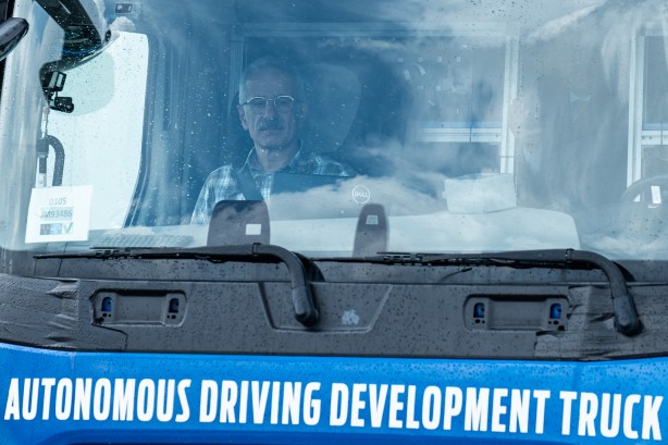 Foto - Ford Otosan’dan Türkiye’de bir ilk daha! Bakan Uraloğlu test etti 