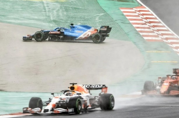 Foto - Formula 1 Türkiye Grand Prix'in kazananı belli oldu!