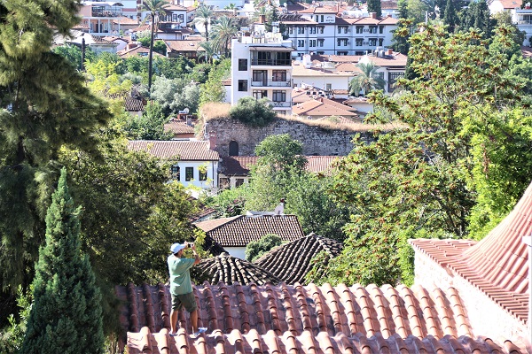 Foto - Fotoğraf çekmek için yasak dinlemedi