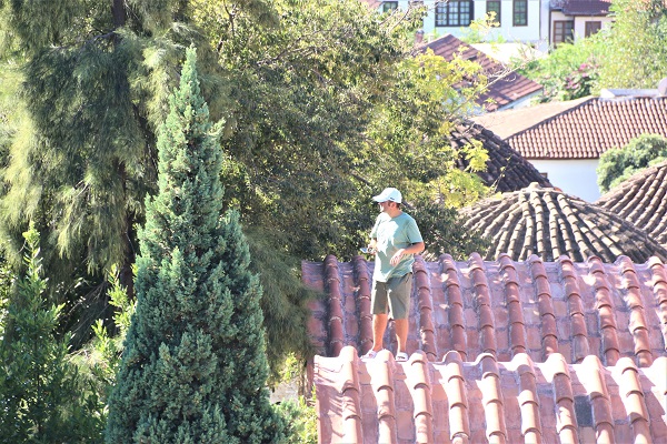 Foto - Fotoğraf çekmek için yasak dinlemedi