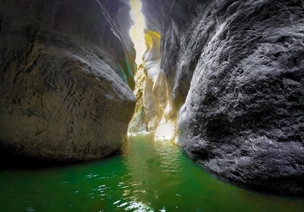 Fotoğraf tutkunlarının yeni rotası: Zinav Kanyonu