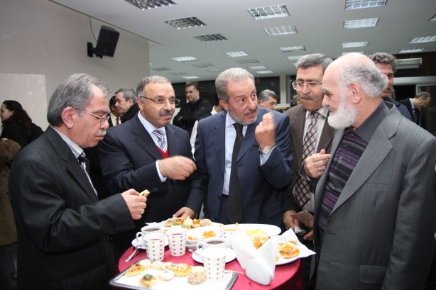 Foto - Fotoğraf ve hatıralarıyla Hasan Karakaya